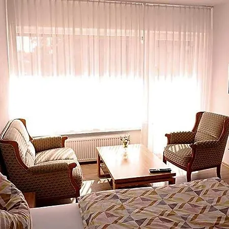 Gaestehaus Mira אורחן *